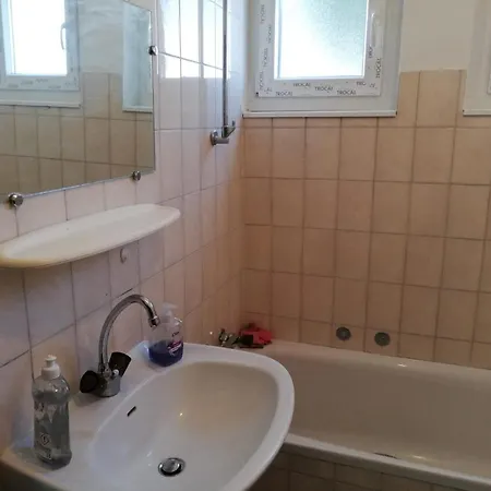 Privatunterkunft Calme, Privee Equipee Nr 3-4